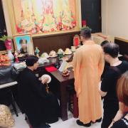 做七在家修居士三名(一師二姐)