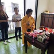 對年法事誦經居士(一名)