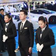 館內-女襄儀2名