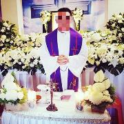 入殮-天主教神父