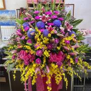 喜事祝賀高架花籃