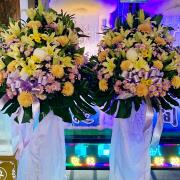 A07悼念高架花藍