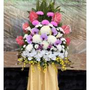 C款典雅高架花籃(限殯儀館內告別式)