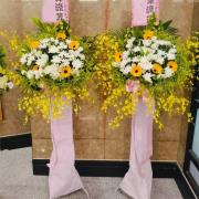 典雅高架花籃(B01款)(限殯儀館內)