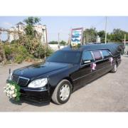 【加長】黑色豪華轎車