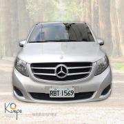 賓士九人座休旅車