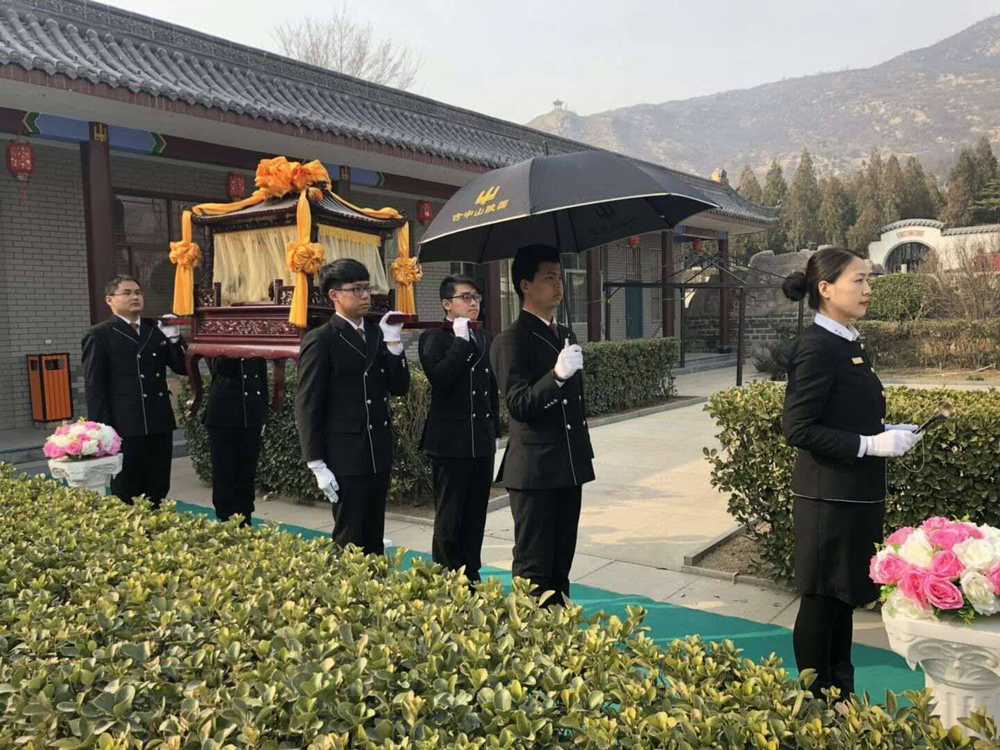 禮儀顧問X謝典澂