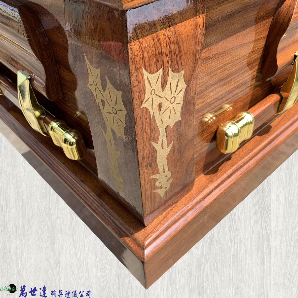 【入殮出】十字架基督天主火化平蓋胡桃木扶手棺2.3尺