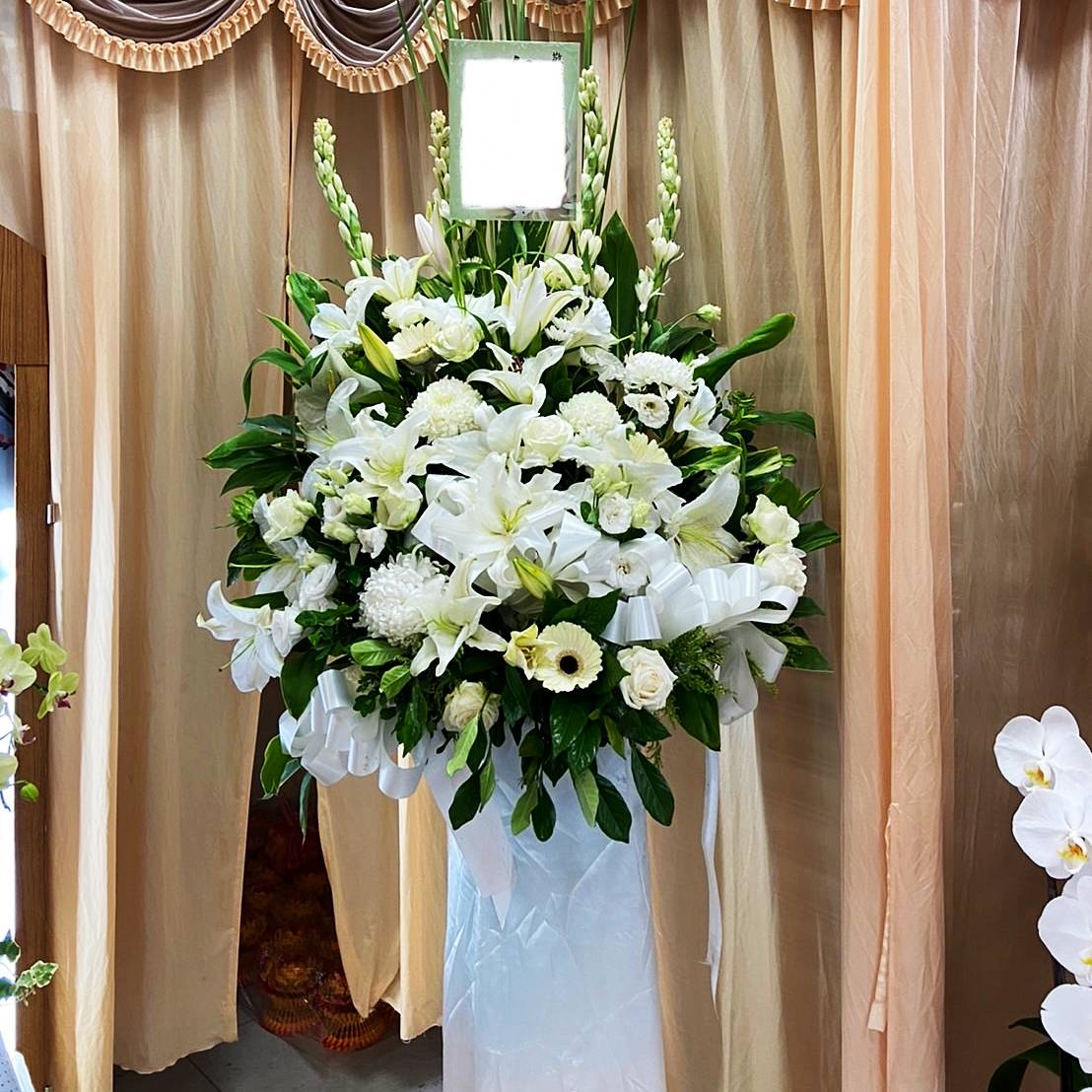 精緻高雅高架花籃