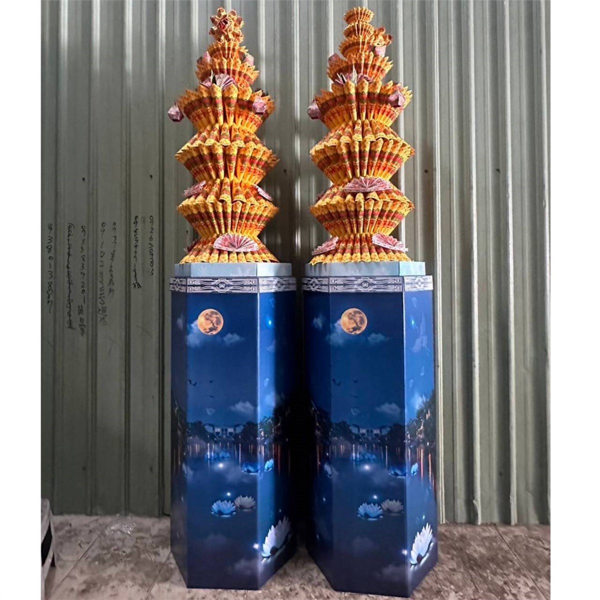 巨無霸蓮花塔(260CM)