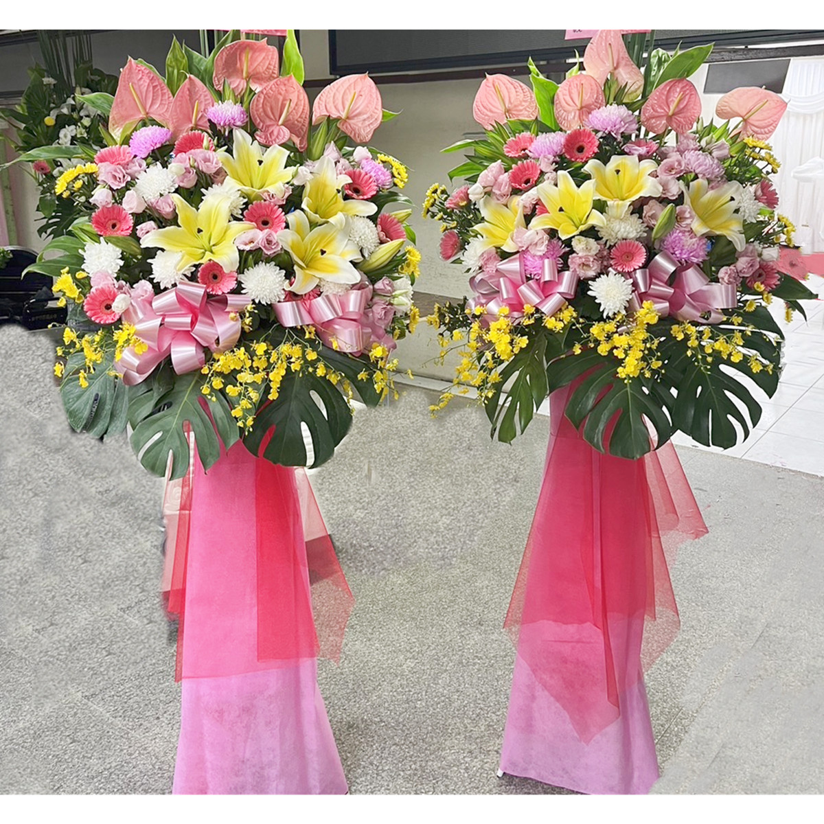 吊唁高架花籃(款式不固定)